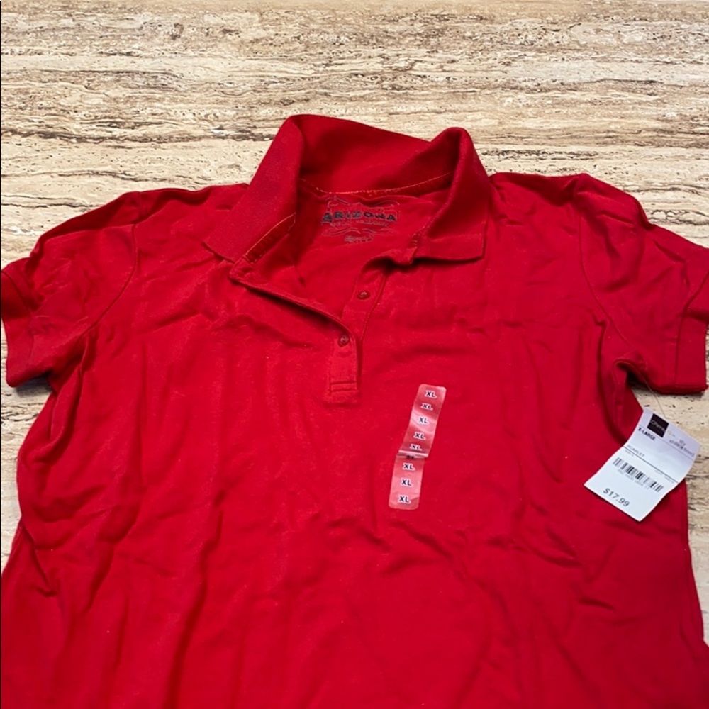 Arizona Jean company red three button collard. XL